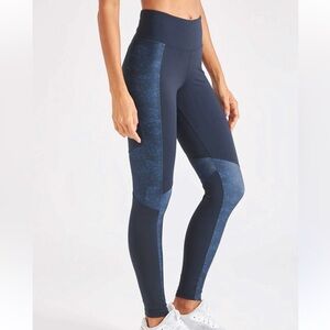 New Track And Field Night Blue Athletic Leggings Women’s M